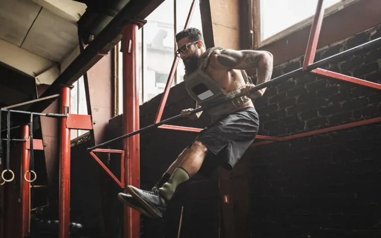 Bar muscle up